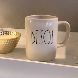 Rae Dunn ‘Besos’ Spanish Mug